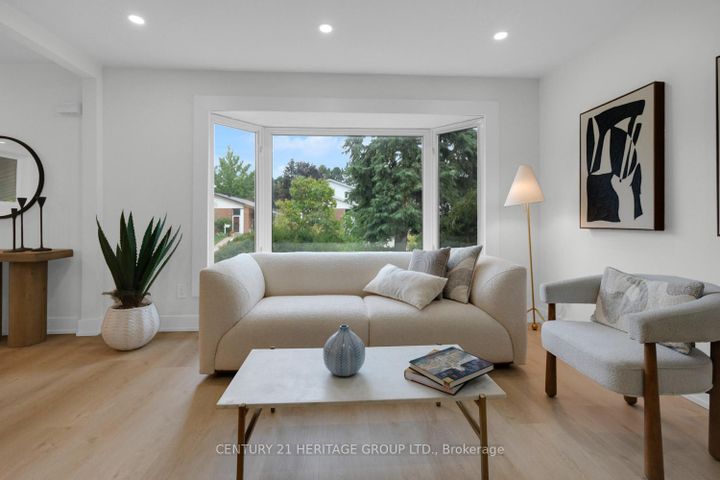 Photo 6 at 43 Howell Square, Malvern, Toronto