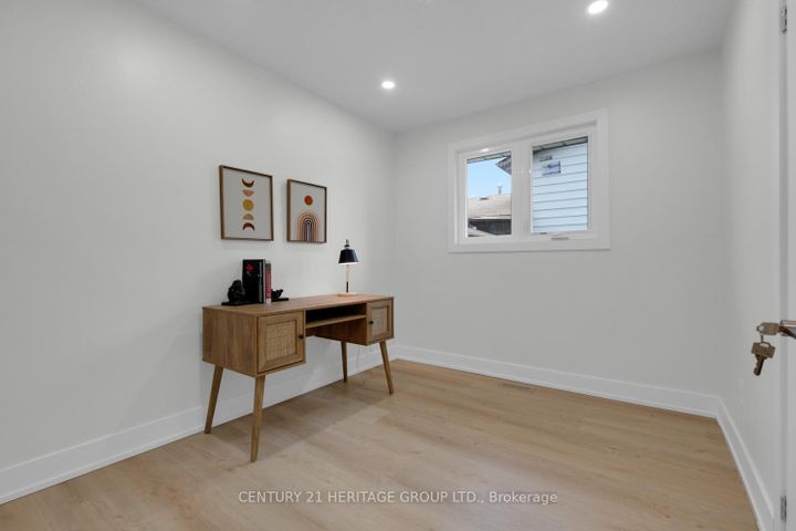 Photo 18 at 43 Howell Square, Malvern, Toronto