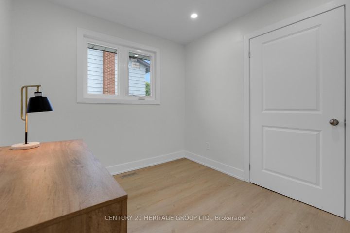Photo 19 at 43 Howell Square, Malvern, Toronto
