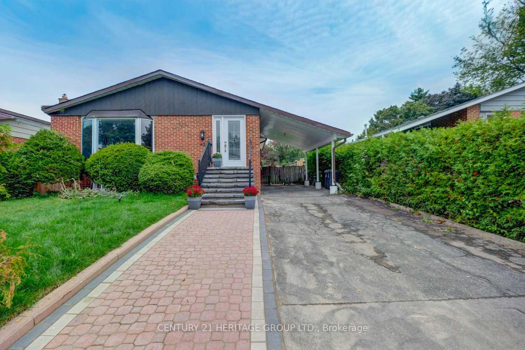 43 Howell Square, Malvern, Toronto 2