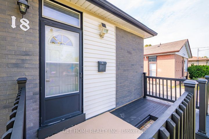 Photo 3 at 18 SHIER Drive, Woburn, Toronto