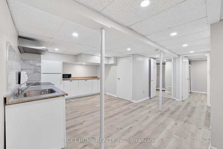 Photo 22 at 18 SHIER Drive, Woburn, Toronto