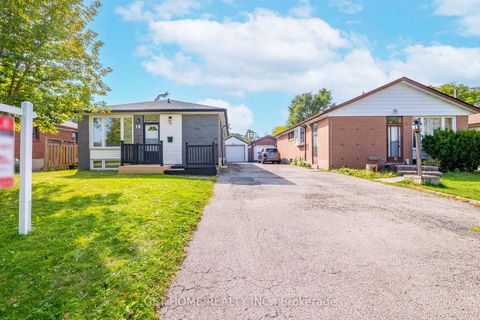 Photo 1 at 18 SHIER Drive, Woburn, Toronto