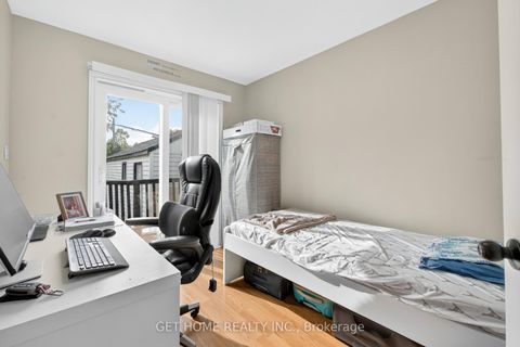 Photo 11 at 18 SHIER Drive, Woburn, Toronto