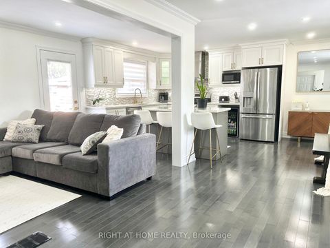 Photo 5 at 808 Sanok Drive, West Shore, Pickering