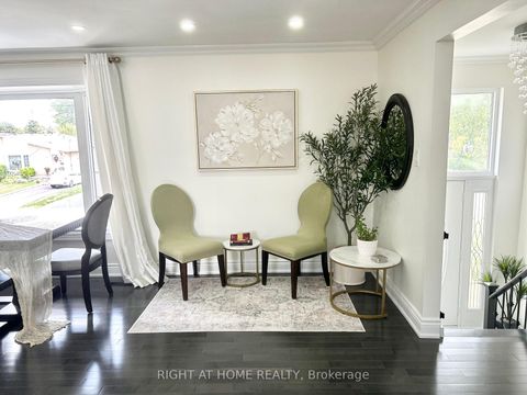 Photo 6 at 808 Sanok Drive, West Shore, Pickering