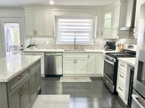 Photo 10 at 808 Sanok Drive, West Shore, Pickering