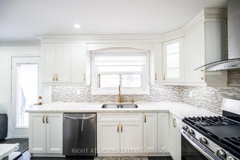 Photo 16 at 808 Sanok Drive, West Shore, Pickering