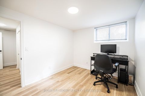 Photo 30 at 808 Sanok Drive, West Shore, Pickering