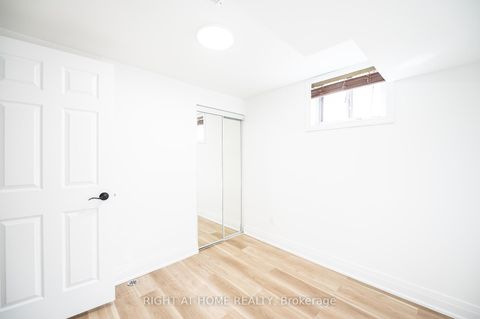 Photo 33 at 808 Sanok Drive, West Shore, Pickering