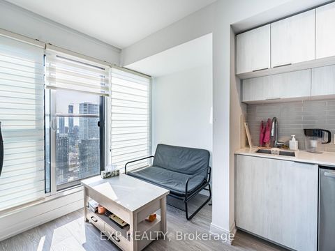 Photo 10 at 4608 - 181 Dundas Street E, Moss Park, Toronto