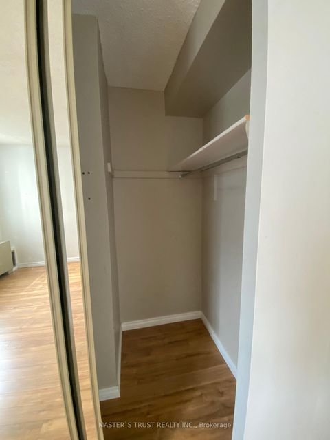 Photo 9 at 706 - 270 Queens Quay W, Waterfront Communities C1, Toronto