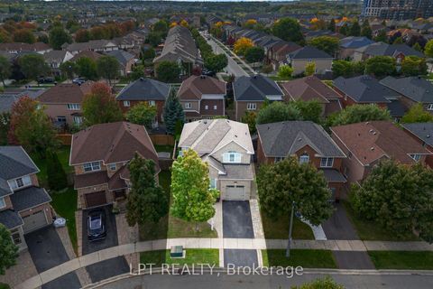 Photo 3 at 2270 Dunforest Crescent, WM Westmount, Oakville