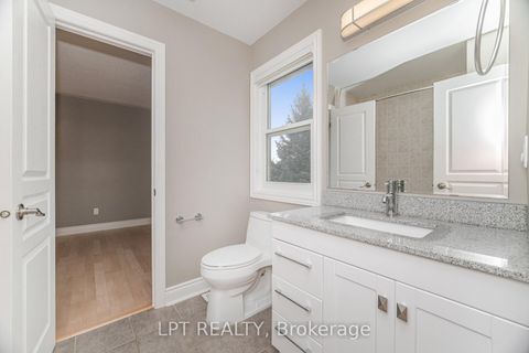 Photo 16 at 2270 Dunforest Crescent, WM Westmount, Oakville