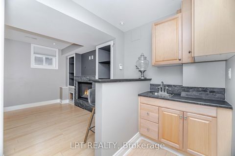 Photo 21 at 2270 Dunforest Crescent, WM Westmount, Oakville