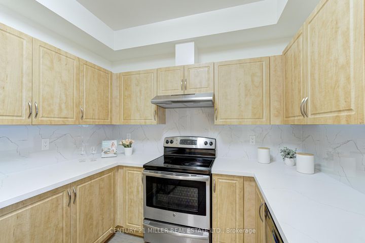 Photo 15 at 2419 Baronwood Drive, WM Westmount, Oakville