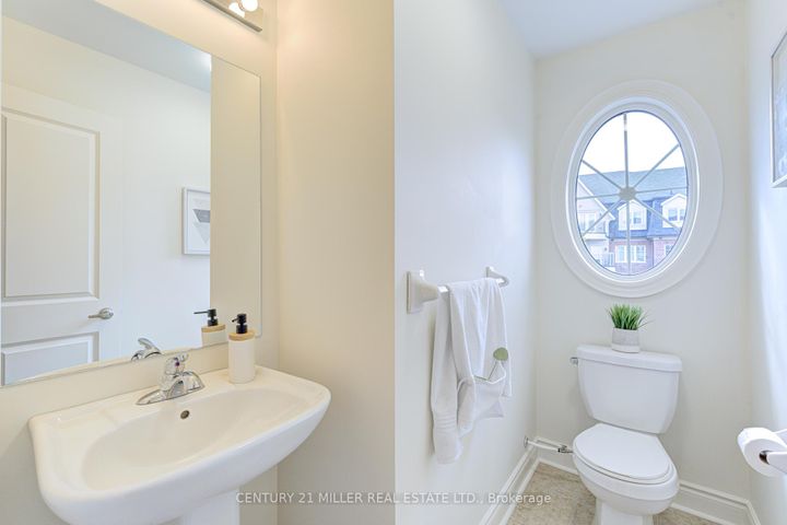 Photo 24 at 2419 Baronwood Drive, WM Westmount, Oakville