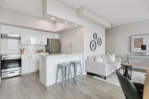 Photo 5 at 1221 - 230 Queens Quay W, Waterfront Communities C1, Toronto