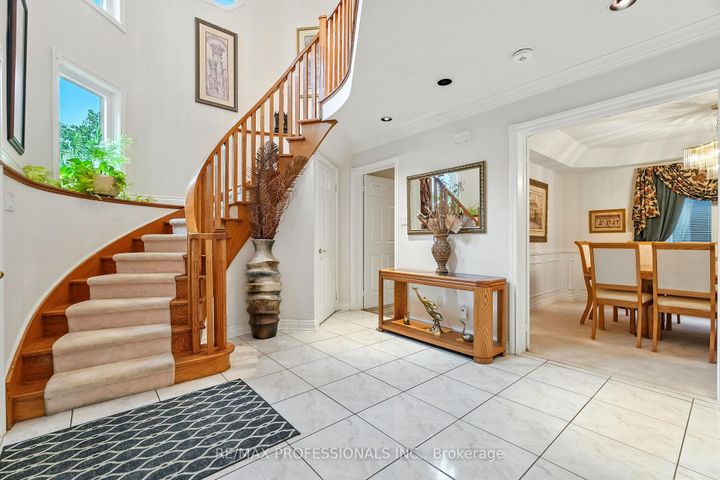 Photo 9 at 183 Barber Drive, Georgetown, Halton Hills