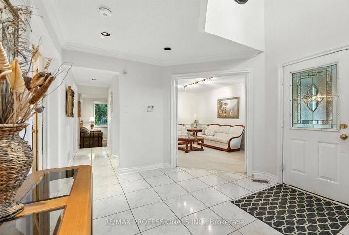 Photo 10 at 183 Barber Drive, Georgetown, Halton Hills