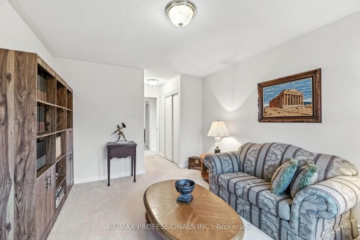 Photo 33 at 183 Barber Drive, Georgetown, Halton Hills