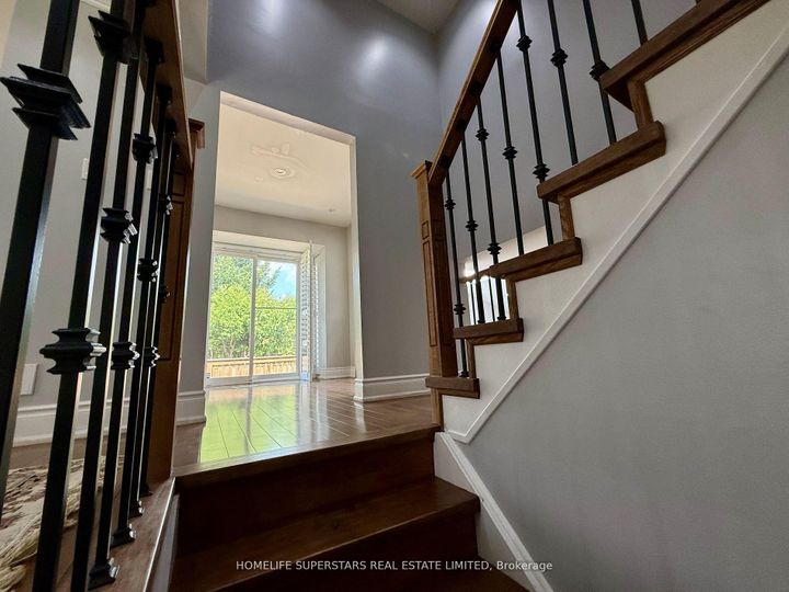 Photo 25 at 6 Farley Road, Fletcher's West, Brampton