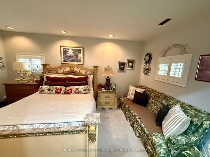 Photo 32 at 6 Farley Road, Fletcher's West, Brampton