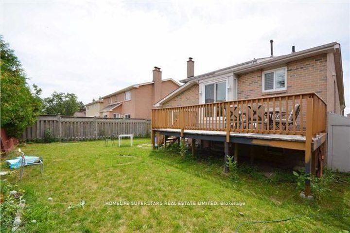 Photo 45 at 6 Farley Road, Fletcher's West, Brampton