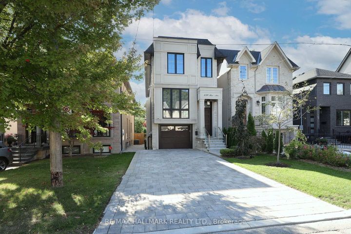 Photo 2 at 159 Roe Avenue, Nortown, Toronto