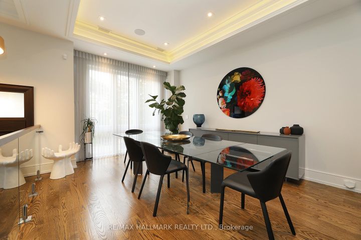 Photo 5 at 159 Roe Avenue, Nortown, Toronto