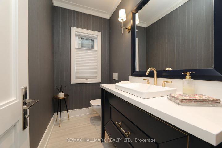 Photo 10 at 159 Roe Avenue, Nortown, Toronto