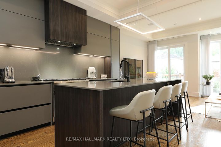 Photo 14 at 159 Roe Avenue, Nortown, Toronto