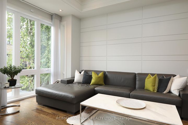 Photo 16 at 159 Roe Avenue, Nortown, Toronto