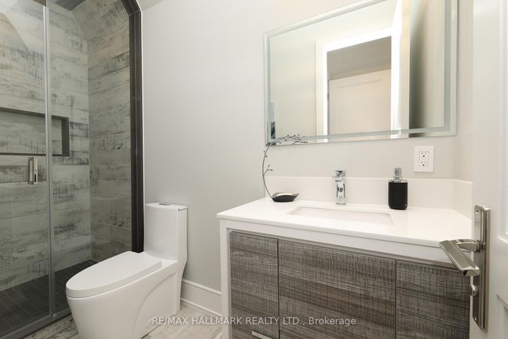 Photo 30 at 159 Roe Avenue, Nortown, Toronto