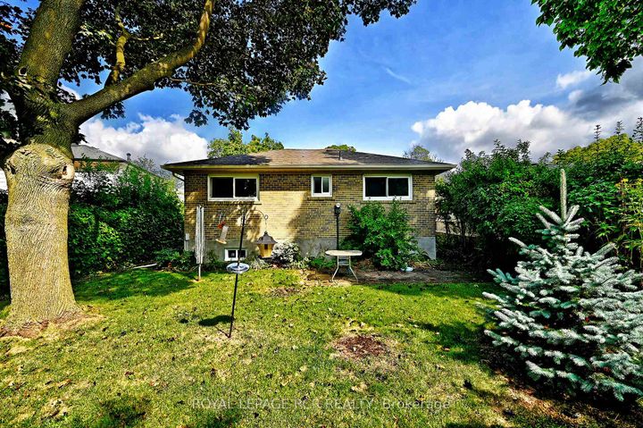 Photo 46 at 16 Cathedral Road, Brampton East, Brampton
