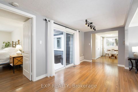 Photo 10 at 261 Glenwoods Avenue, Keswick South, Georgina