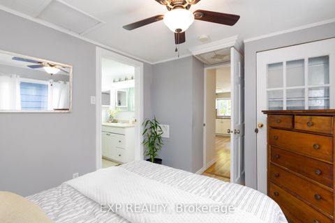 Photo 15 at 261 Glenwoods Avenue, Keswick South, Georgina
