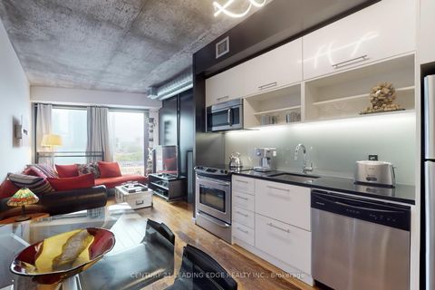 Photo 8 at 802 - 51 Trolley Crescent, Moss Park, Toronto