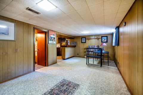 Photo 11 at 39 Kelsonia Avenue, Cliffcrest, Toronto