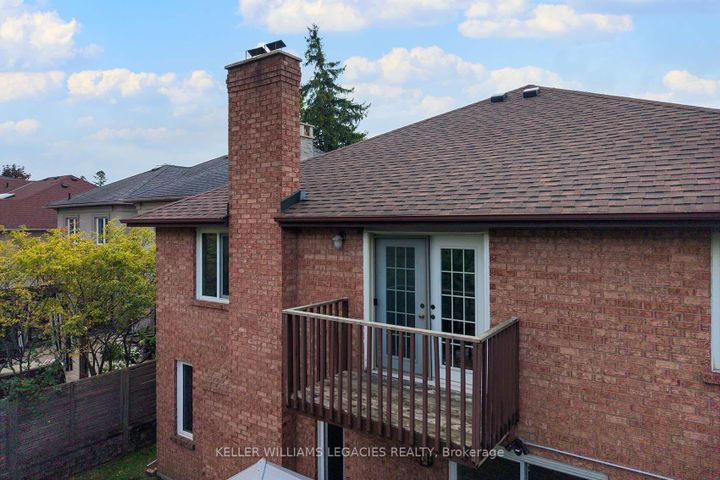 Photo 33 at 182 Oxford Street, Mill Pond, Richmond Hill