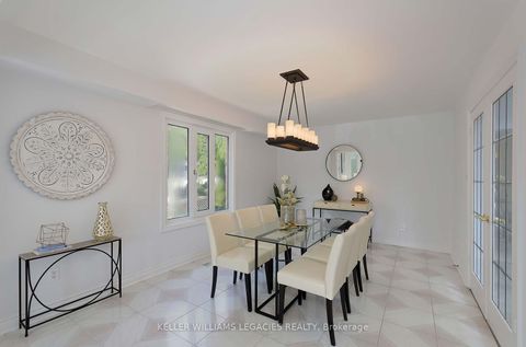 Photo 13 at 182 Oxford Street, Mill Pond, Richmond Hill