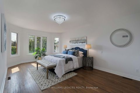 Photo 22 at 182 Oxford Street, Mill Pond, Richmond Hill