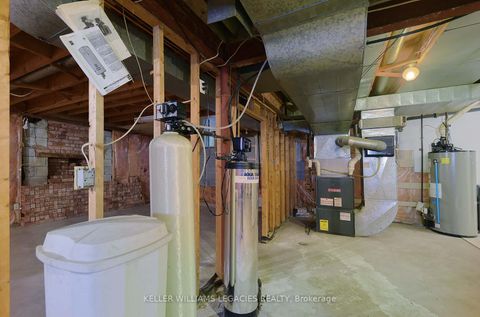 Photo 36 at 182 Oxford Street, Mill Pond, Richmond Hill