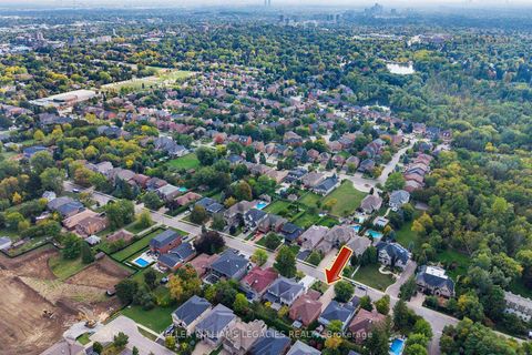 Photo 44 at 182 Oxford Street, Mill Pond, Richmond Hill