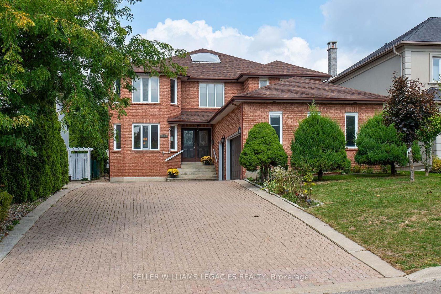 182 Oxford Street, Mill Pond, Richmond Hill 2