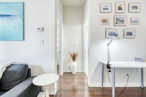 Photo 17 at 951 - 460 Adelaide Street E, Moss Park, Toronto