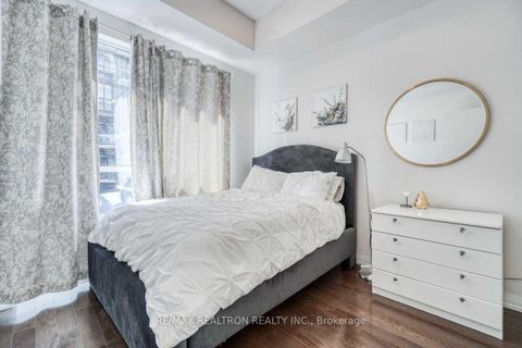 Photo 18 at 951 - 460 Adelaide Street E, Moss Park, Toronto