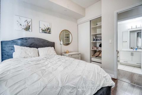 Photo 19 at 951 - 460 Adelaide Street E, Moss Park, Toronto