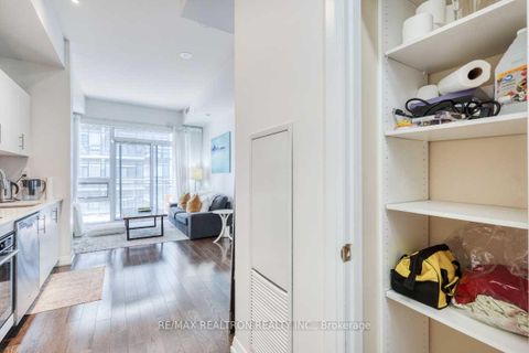 Photo 23 at 951 - 460 Adelaide Street E, Moss Park, Toronto