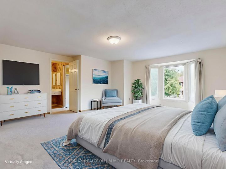 Photo 15 at 90 Belinda Square, Steeles, Toronto